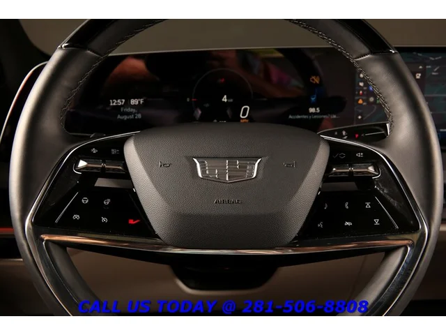 SEMINUEVOS CADILLAC VISTIQ 2026 Luxury AWD NAV PANO SUPERCRUISE 6PASS 1K Mi a Estados en autogozo