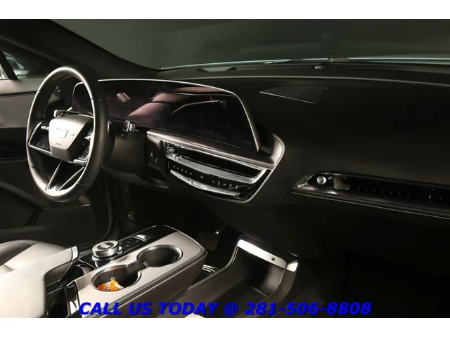 SEMINUEVOS CADILLAC LYRIQ 2024 Tech CARPLAY PANO ADAPT 15K MLS!! a Estados en autogozo
