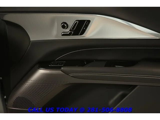 SEMINUEVOS CADILLAC LYRIQ 2024 Tech CARPLAY PANO ADAPT 15K MLS!! a Estados en autogozo