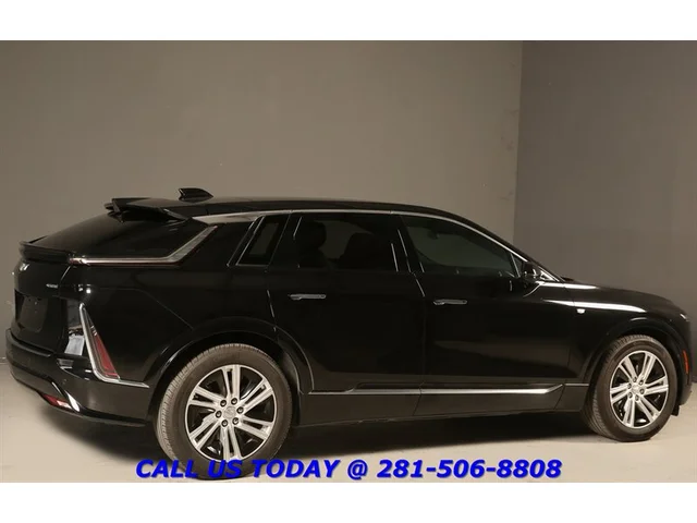 SEMINUEVOS CADILLAC LYRIQ 2024 Tech NAV PANO ADAPTCRUISE CARPLAY 360C 20K Mi a Estados en autogozo