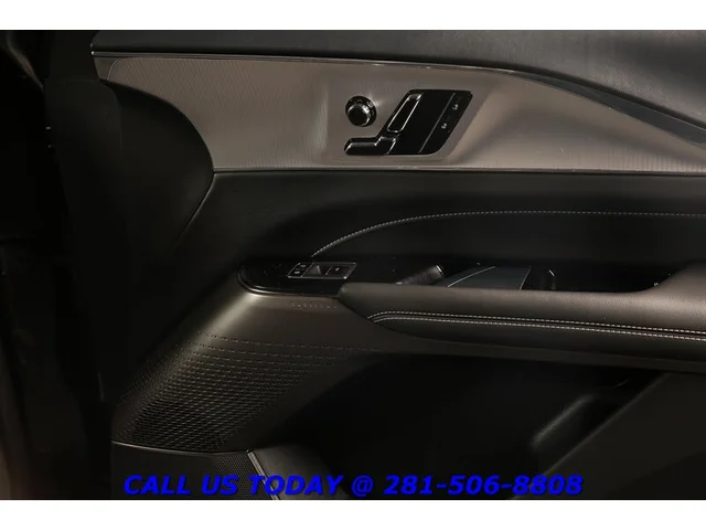 SEMINUEVOS CADILLAC LYRIQ 2024 Tech CARPLAY PANO AKG ADAPTcruise BLIS 24K ML a Estados en autogozo