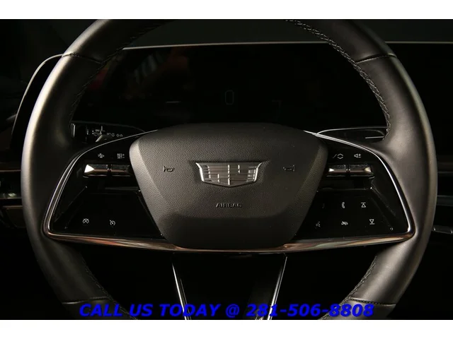 SEMINUEVOS CADILLAC LYRIQ 2024 Tech CARPLAY PANO ADAPT 15K MLS!! a Estados en autogozo