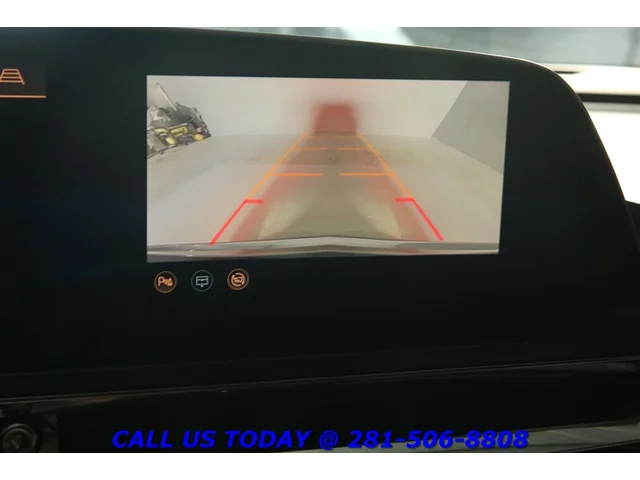 SEMINUEVOS CADILLAC LYRIQ 2024 Tech CARPLAY PANO ADAPT 15K MLS!! a Estados en autogozo