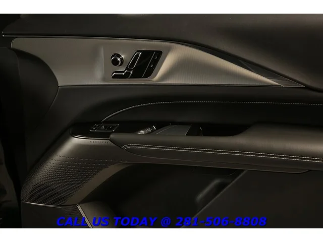 SEMINUEVOS CADILLAC LYRIQ 2024 Tech CARPLAY PANO ADAPT 15K MLS!! a Estados en autogozo