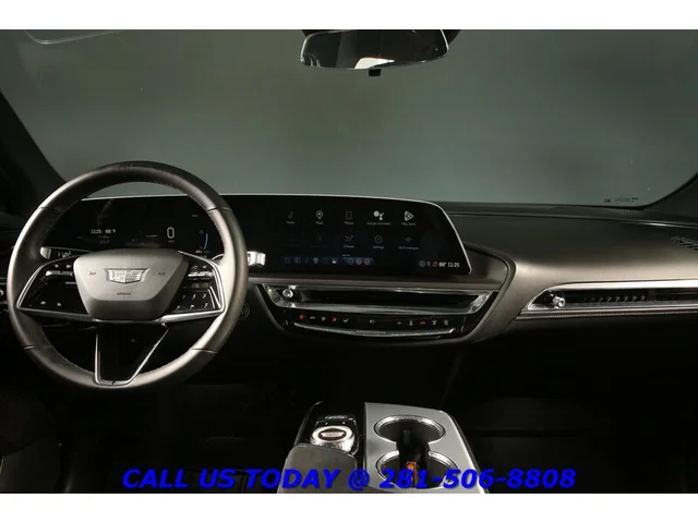 SEMINUEVOS CADILLAC LYRIQ 2024 Tech CARPLAY PANO ADAPT 15K MLS!! a Estados en autogozo