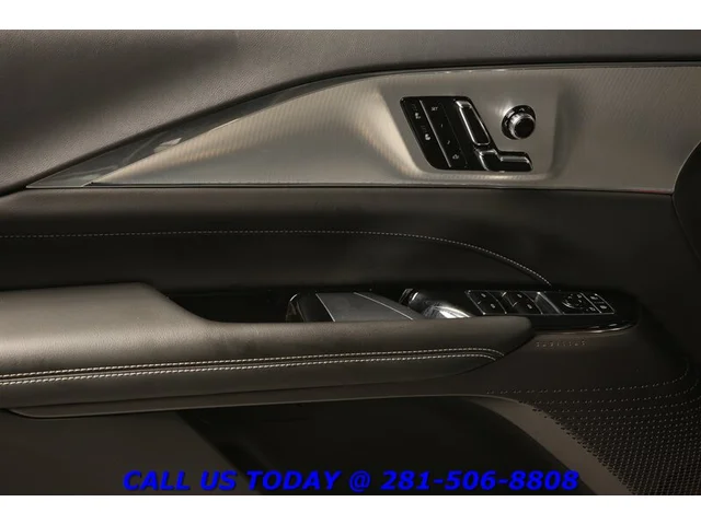 SEMINUEVOS CADILLAC LYRIQ 2024 Tech CARPLAY PANO ADAPT 15K MLS!! a Estados en autogozo