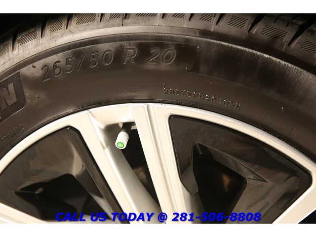 SEMINUEVOS CADILLAC LYRIQ 2024 Tech NAV PANO ADAPT BLIND 19K MILES!! a Estados en autogozo