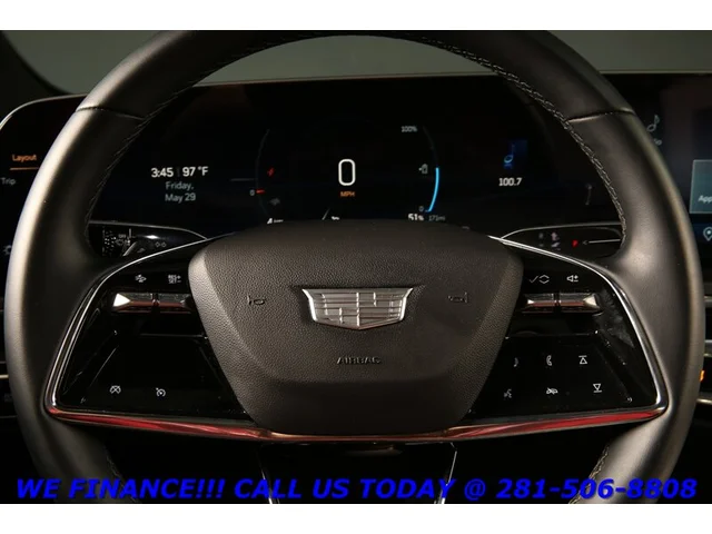 SEMINUEVOS CADILLAC LYRIQ 2024 Tech CARPLAY PANO ADAPT-CRUISE BLIND 28K MLES a Estados en autogozo