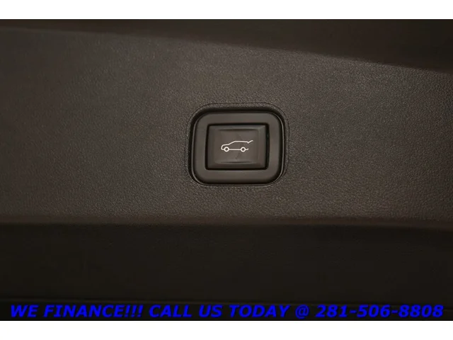 SEMINUEVOS CADILLAC LYRIQ 2024 Tech CARPLAY PANO ADAPT-CRUISE BLIND 28K MLES a Estados en autogozo