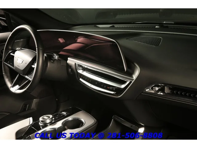 SEMINUEVOS CADILLAC LYRIQ 2024 Tech NAV PANO ADAPT CRUISE BLIND 17K MLS!!! a Estados en autogozo