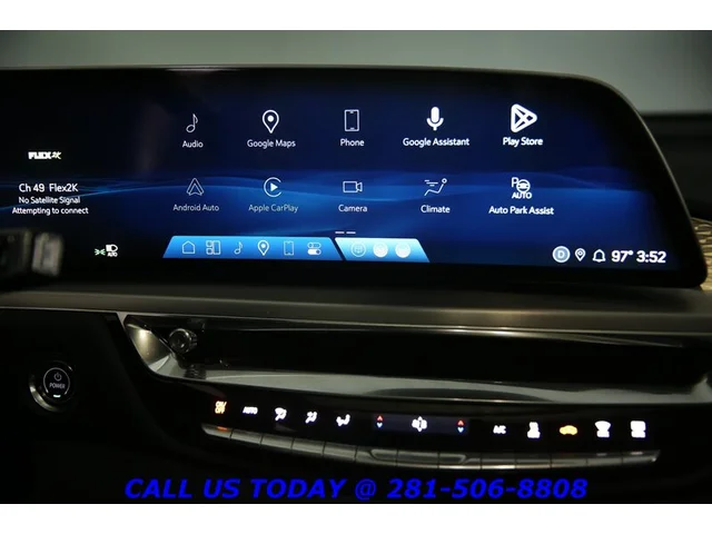 SEMINUEVOS CADILLAC LYRIQ 2024 Luxury AWD NAV PANO ADAPTDRIVE CARPLAY 24K Mi a Estados en autogozo