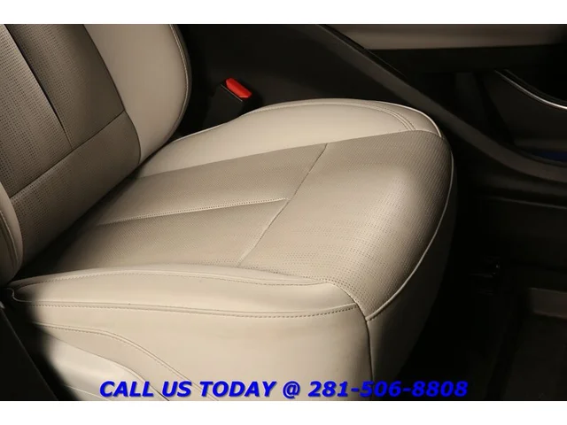 SEMINUEVOS CADILLAC LYRIQ 2024 Luxury AWD NAV PANO ADAPTDRIVE CARPLAY 24K Mi a Estados en autogozo