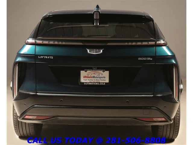 SEMINUEVOS CADILLAC LYRIQ 2024 Luxury AWD NAV PANO ADAPTDRIVE CARPLAY 24K Mi a Estados en autogozo