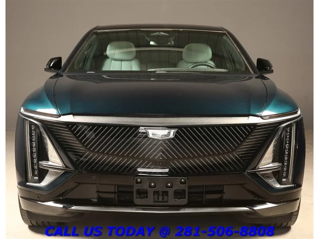SEMINUEVOS CADILLAC LYRIQ 2024 Luxury AWD NAV PANO ADAPTDRIVE CARPLAY 24K Mi a Estados en autogozo