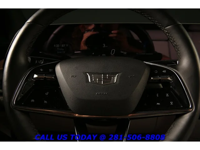 SEMINUEVOS CADILLAC LYRIQ 2024 Sport NAV PANO ADAPTDRIVE BLISHEATSEAT 35K Mi a Estados en autogozo