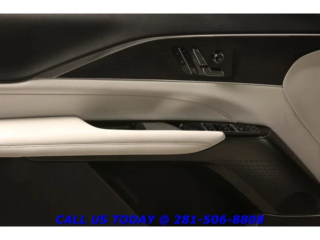 SEMINUEVOS CADILLAC LYRIQ 2024 Sport NAV PANO ADAPTDRIVE BLISHEATSEAT 35K Mi a Estados en autogozo