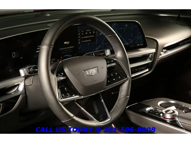SEMINUEVOS CADILLAC LYRIQ 2024 Sport 500HP AWD NAV PANO ADAPTDRIVE 24K Mi a Estados en autogozo