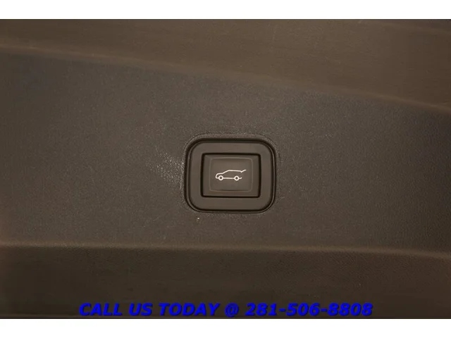 SEMINUEVOS CADILLAC LYRIQ 2024 Sport 500HP AWD NAV PANO ADAPTDRIVE 24K Mi a Estados en autogozo