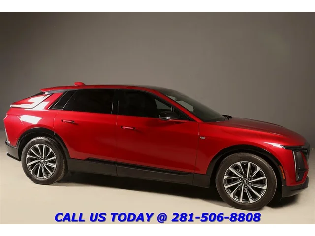 SEMINUEVOS CADILLAC LYRIQ 2024 Sport 500HP AWD NAV PANO ADAPTDRIVE 24K Mi a Estados en autogozo