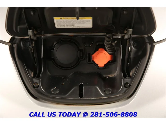 SEMINUEVOS NISSAN LEAF 2017 SL PREM PKG NAV QUICK CHARGE HEATSEAT 30K MLS a Estados en autogozo