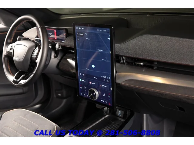 SEMINUEVOS FORD Mustang Mach-E 2023 GT AWD NAV PANO BLUECRUISE B&O CARPLAY 30K Mi a Estados en autogozo