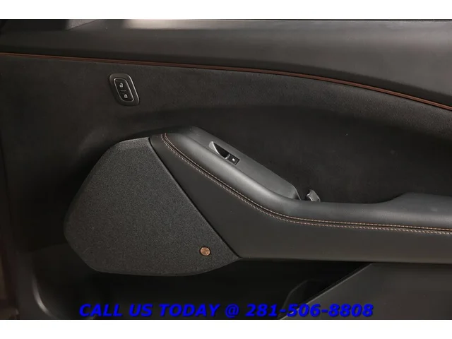 SEMINUEVOS FORD Mustang Mach-E 2023 GT AWD NAV PANO BLUECRUISE B&O CARPLAY 30K Mi a Estados en autogozo