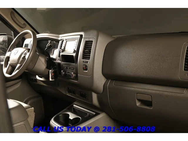 SEMINUEVOS NISSAN NV 2017 NV 3500 SV TECH 12-PASS NAV CAMERA 21K Mi a Estados en autogozo