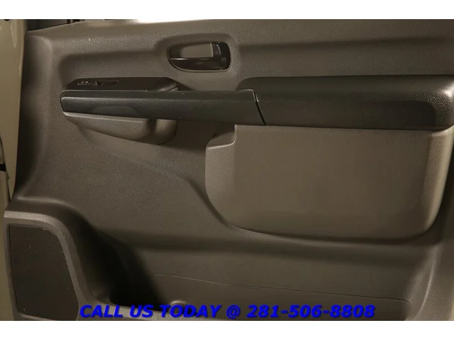 SEMINUEVOS NISSAN NV 2017 NV 3500 SV TECH 12-PASS NAV CAMERA 21K Mi a Estados en autogozo