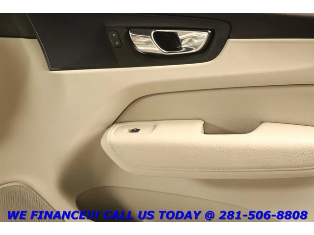 SEMINUEVOS VOLVO XC60 2018 T5 Momentum AWD NAV HUD PANO ADAPT BLIND 63K a Estados en autogozo