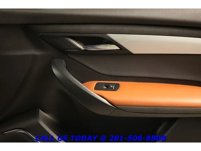 SEMINUEVOS VINFAST VF8 2023 Plus AWD NAV HUD PANO 360 ADAPT BLIND 16K MLS a Estados en autogozo