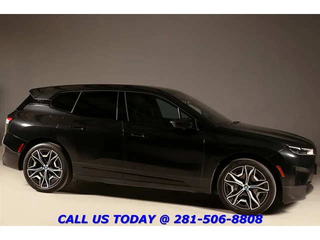 SEMINUEVOS BMW iX 2024 xDrive50 AWD NAV HUD PANO DRIVE-ASST PRO 6K a Estados en autogozo