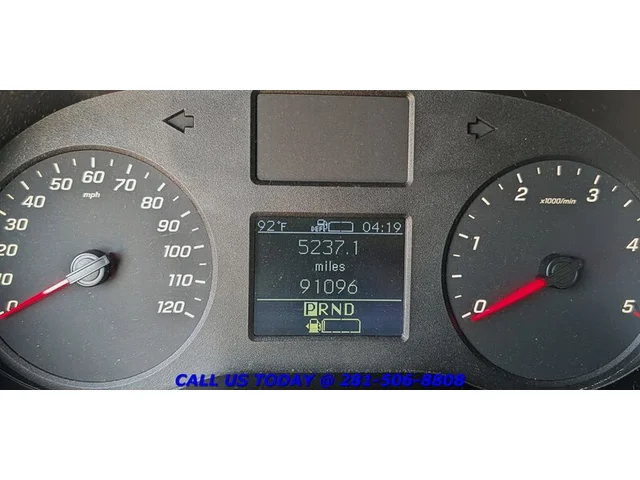 SEMINUEVOS MERCEDES-BENZ Sprinter 2019 2500 DIESEL CARGO VAN HIGH ROOF COMMERCIAL a Estados en autogozo