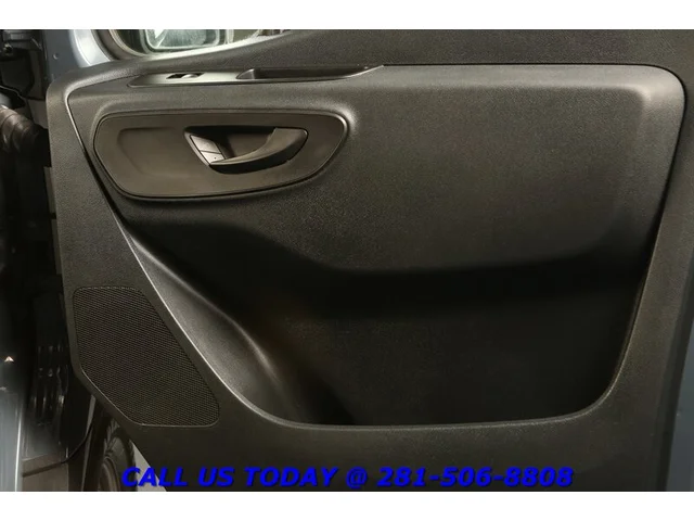 SEMINUEVOS MERCEDES-BENZ Sprinter 2019 2500 DIESEL CARGO VAN HIGH ROOF COMMERCIAL a Estados en autogozo