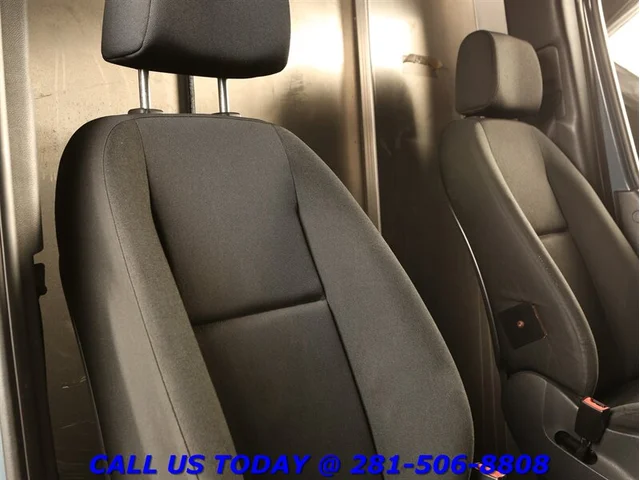 SEMINUEVOS MERCEDES-BENZ Sprinter 2019 2500 DIESEL CARGO VAN HIGH ROOF COMMERCIAL a Estados en autogozo