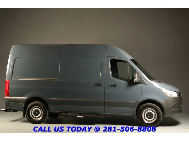 SEMINUEVOS MERCEDES-BENZ Sprinter 2019 2500 DIESEL CARGO VAN HIGH ROOF COMMERCIAL a Estados en autogozo