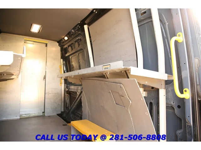 SEMINUEVOS MERCEDES-BENZ Sprinter 2019 2500 DIESEL CARGO VAN HIGH ROOF CAMERA 80K Mi a Estados en autogozo