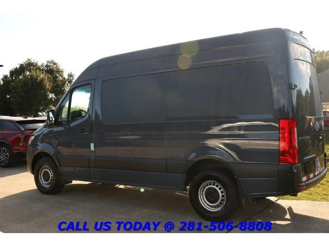 SEMINUEVOS MERCEDES-BENZ Sprinter 2019 2500 DIESEL CARGO VAN HIGH ROOF CAMERA 80K Mi a Estados en autogozo