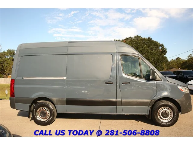SEMINUEVOS MERCEDES-BENZ Sprinter 2019 2500 DIESEL CARGO VAN HIGH ROOF CAMERA 80K Mi a Estados en autogozo