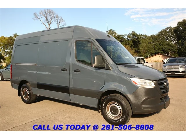 SEMINUEVOS MERCEDES-BENZ Sprinter 2019 2500 DIESEL CARGO VAN HIGH ROOF CAMERA 80K Mi a Estados en autogozo