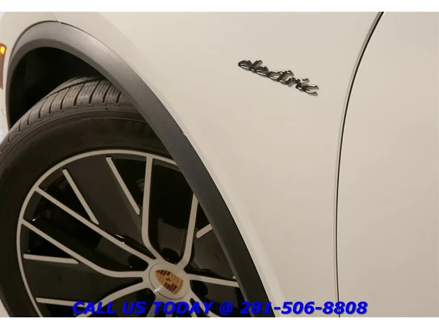 SEMINUEVOS PORSCHE Macan 2025 4 Electric AWD NAV PANO CHRONO BO ADAPT 3K Mi a Estados en autogozo