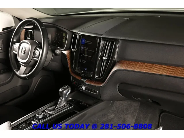 SEMINUEVOS VOLVO XC60 2021 T5 Momentum NAV PANO BLIND CAMERA 64K MLS a Estados en autogozo