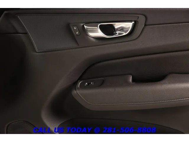 SEMINUEVOS VOLVO XC60 2021 T5 Momentum NAV PANO BLIND CAMERA 64K MLS a Estados en autogozo