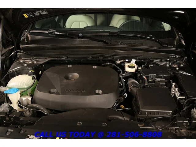 SEMINUEVOS VOLVO XC40 2022 T5 Momentum AWD NAV BLIND HEATSEAT 61K MLS a Estados en autogozo