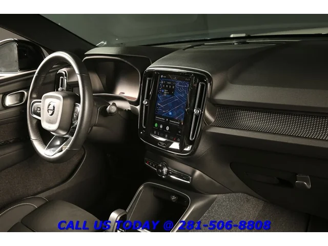SEMINUEVOS VOLVO XC40 Recharge 2022 Twin Plus AWD NAV PANO BLIND HEATSEAT 223 Mi a Estados en autogozo