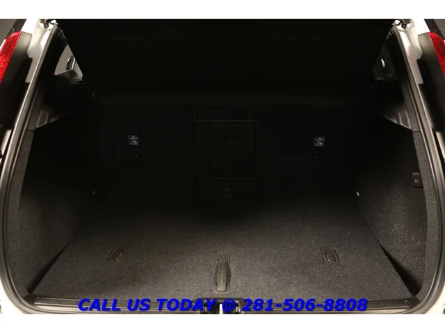 SEMINUEVOS VOLVO XC40 Recharge 2022 Twin Plus AWD NAV PANO BLIND HEATSEAT 223 Mi a Estados en autogozo