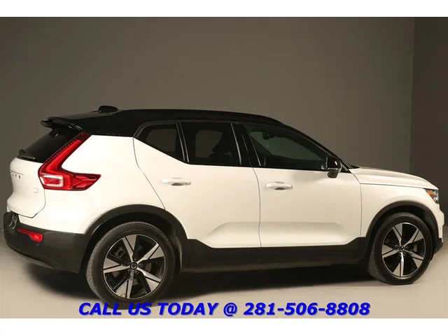 SEMINUEVOS VOLVO XC40 Recharge 2022 Twin Plus AWD NAV PANO BLIND HEATSEAT 223 Mi a Estados en autogozo