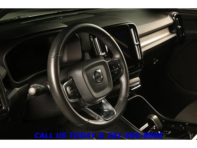SEMINUEVOS VOLVO XC40 Recharge 2022 Twin Plus AWD NAV PANO BLIND HEATSEAT 223 Mi a Estados en autogozo