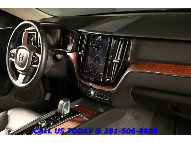SEMINUEVOS VOLVO XC60 Recharge Plug-In T8 Plus Bright AWD NAV PANO PILOT ASSIST CRUISE a Estados en autogozo