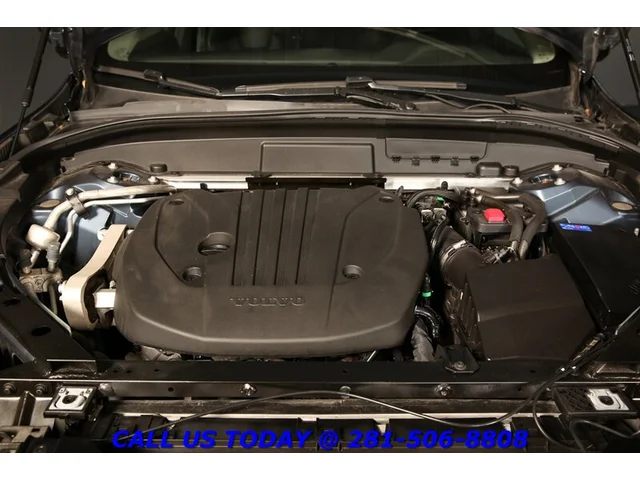 SEMINUEVOS VOLVO XC60 B5 Core Dark Theme AWD NAV PANO CAM BLIS 67K Mi a Estados en autogozo
