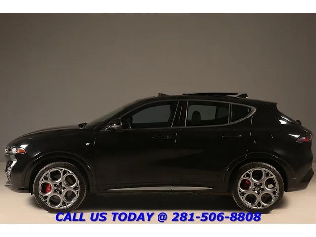SEMINUEVOS ALFA ROMEO Tonale Hybrid 2024 Ti eAWD PLUG-IN HYBRID NAV SUN 360CAM 25K Mi a Estados en autogozo